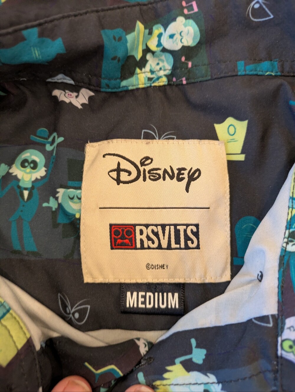 Disney Rsvlts Haunted Mansion Graveyard Button Up Size M - Picture 5 of 7